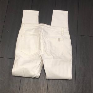 4 for 100‼️ White Joe’s Jeans